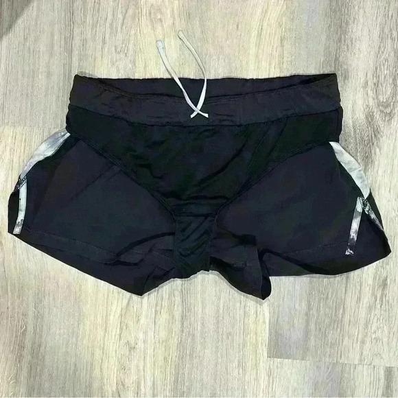 Under Armour Women's Launch 3'' Lined Running Athletic Shorts Printed Size L - Picture 6 of 8